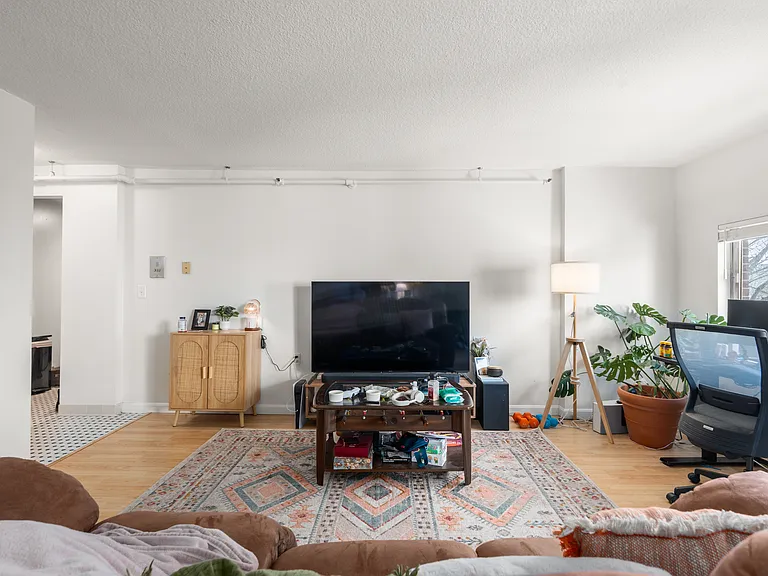 872 Massachusetts Ave #303 — Photo 13