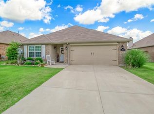803 Swan Ridge Dr, Sherman, TX 75092