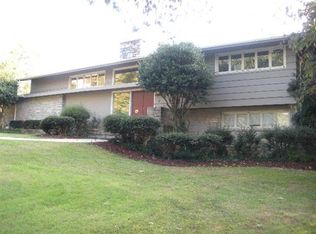 11 36th Ave NW, Hickory, NC 28601