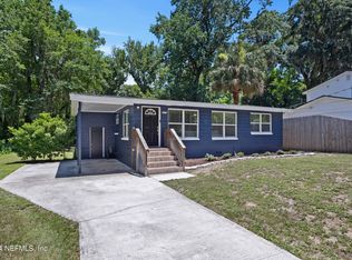 4923 Branch Ln, Jacksonville, FL 32207