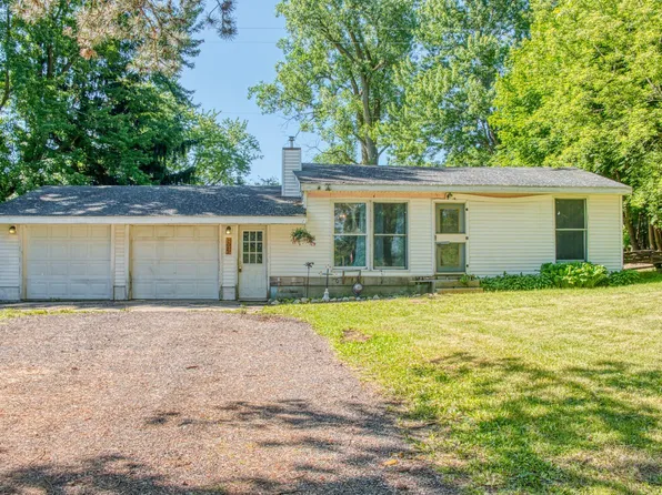 441 W Lansing Rd, Morrice, MI 48857