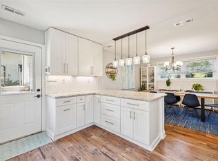 806 Brookvale Ter, Ballwin, MO 63021