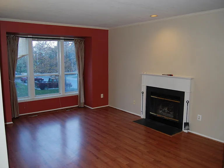 7732 Heatherside Ln — Photo 23