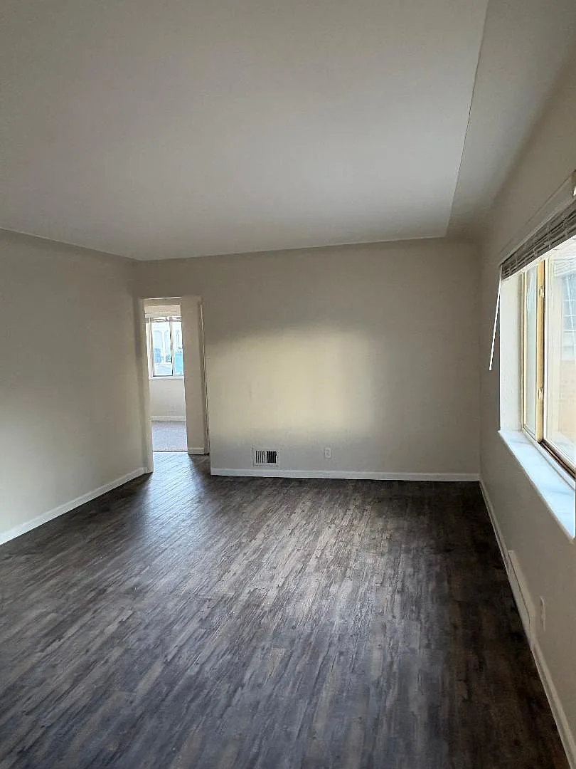 2 bed, 800 sqft, $1,550 — Photo 4