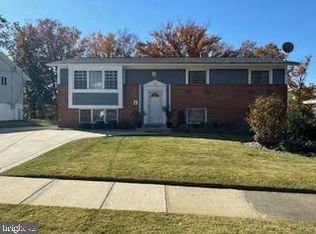 1805 Jarvis Ave, Oxon Hill, MD 20745