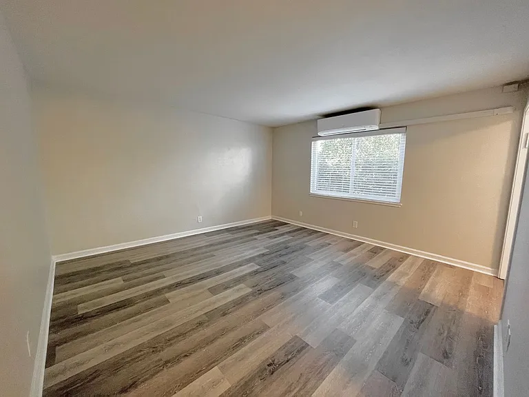 2222 P Street — Photo 3