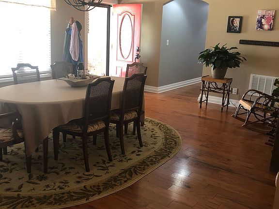 3rd image of 76 Kimwood Dr