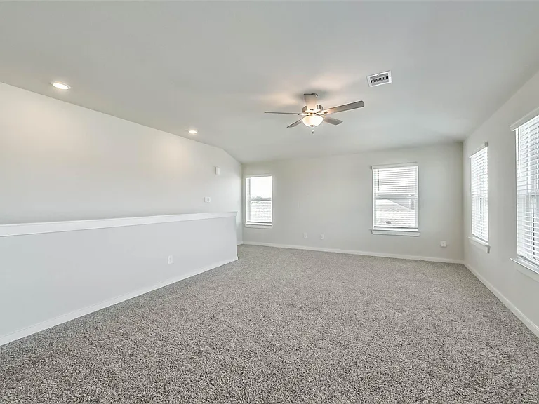 8515 Lake Groove Ln — Photo 17
