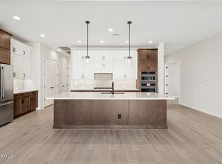 6812 N 190th Ave, Waddell, AZ 85355