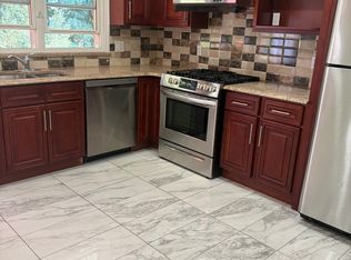 30 Leroy Pl FLOOR 1, Yonkers, NY 10705