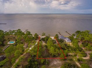 1525 E Gulf Beach Dr, Eastpoint, FL 32328