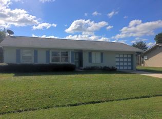 1470 SE Grapeland Ave, Port Saint Lucie, FL 34952