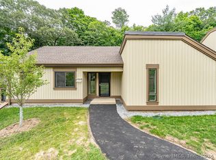68 Heritage Vlg #B, Southbury, CT 06488