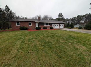 1690 E Gordonville Rd, Midland, MI 48640