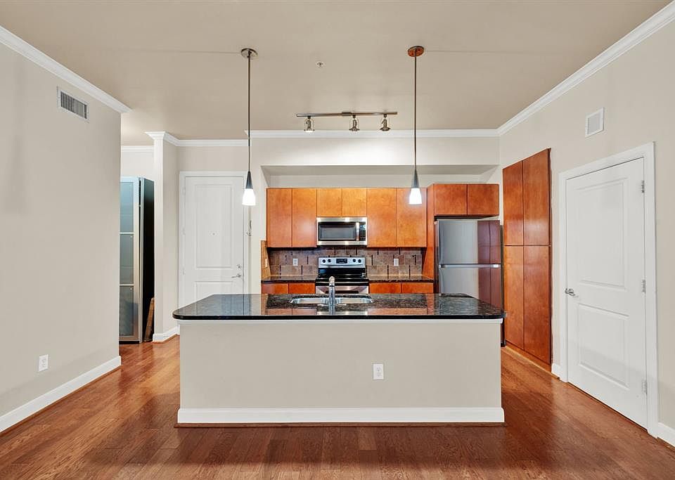 1st image of 300 Saint Joseph Pkwy APT 307