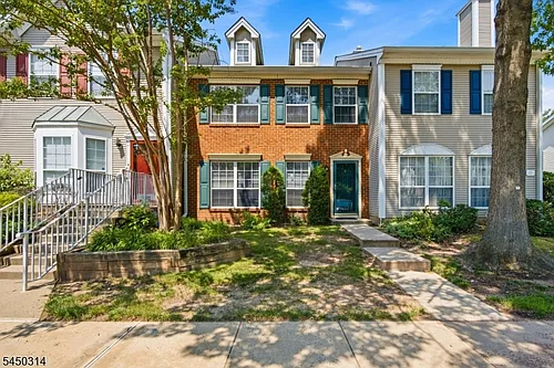 9 Balboa Ln Photo 1
