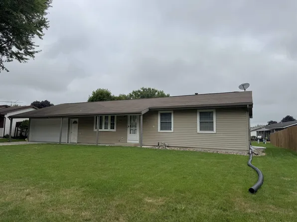 217 W 23rd St, Monroe, WI 53566