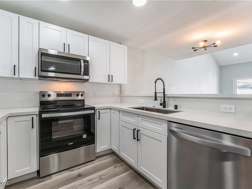1st image of 5595 Orchard Ln #0