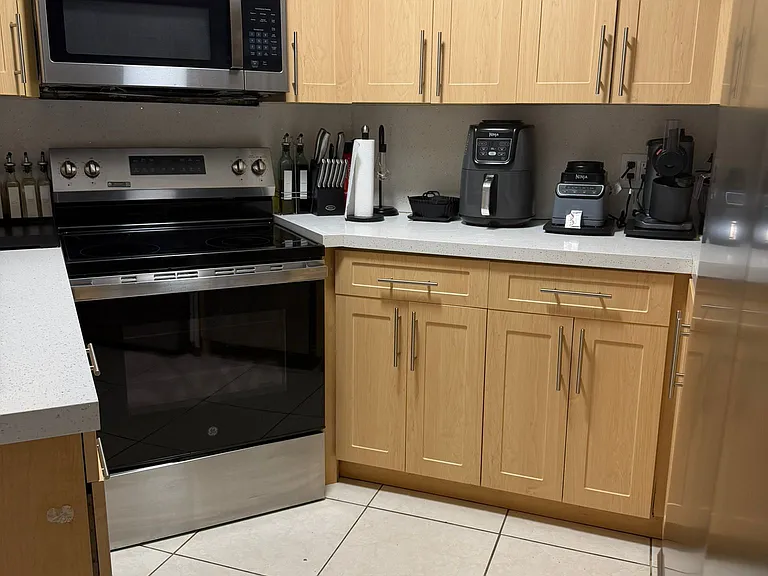 8235 Lake Dr #401 — Photo 13