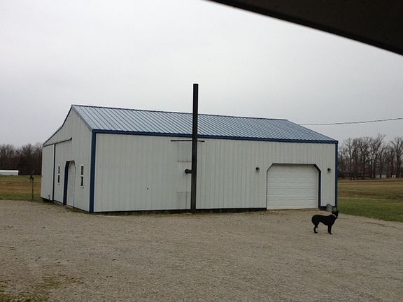 3rd image of 3731 S Highway 261