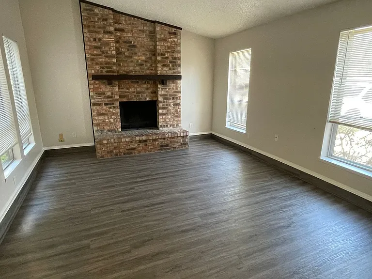 3201 Willow Bnd — Photo 5