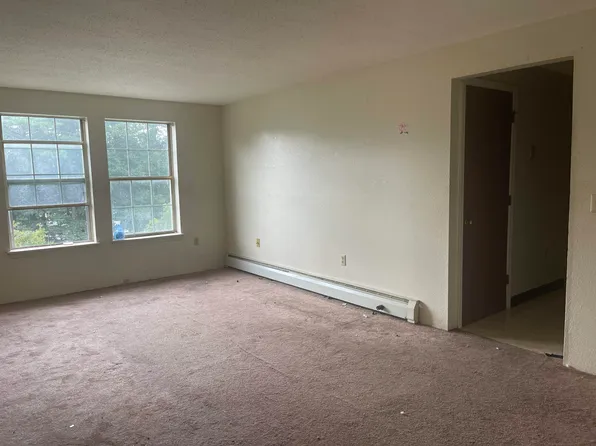 20 Wolf Road #C48, Lebanon, NH 03766