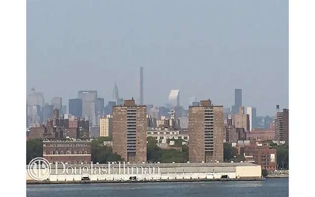 Sold by Douglas Elliman | media 15