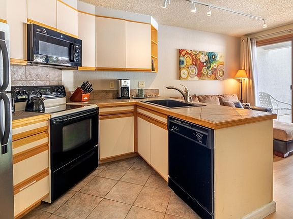 3rd image of 310 Iron Horse Way APT D2064