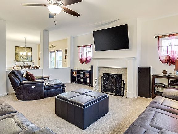 3rd image of 10136 Saint Ives Way