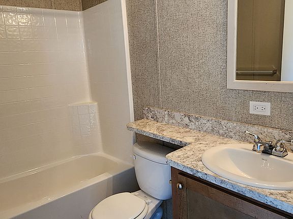 Main bathroom