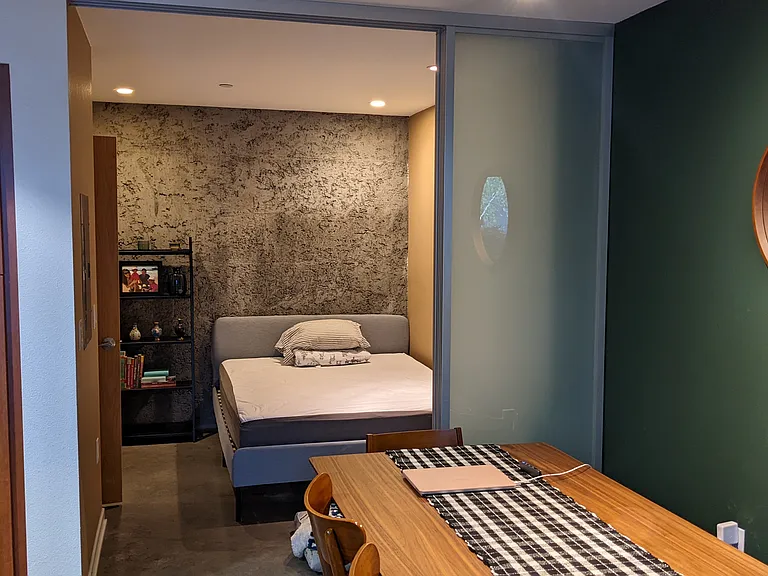 Jr. bedroom, door open - perfect for guests