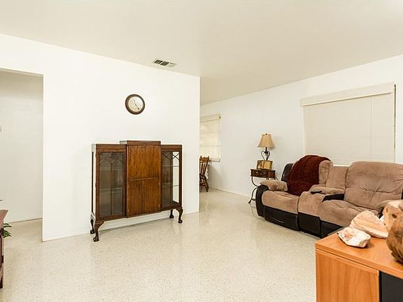 2nd image of 4736 20th Ave N
