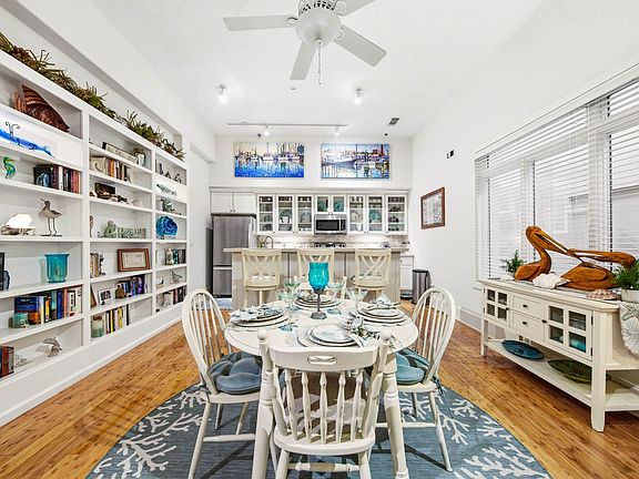 5th image of 305 2208th St