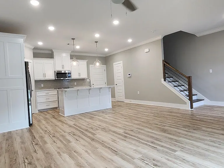 225 Country Club Pkwy #52 — Photo 5