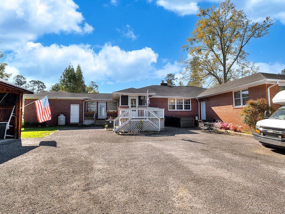 311 N Meadow Dr, Manning, SC 29102 MLS 23015564 Zillow