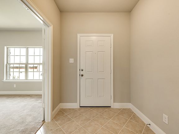 4th image of 800 Bird Creek Dr