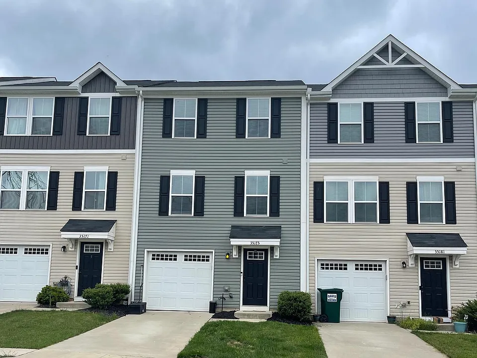 35175 Sara Ct