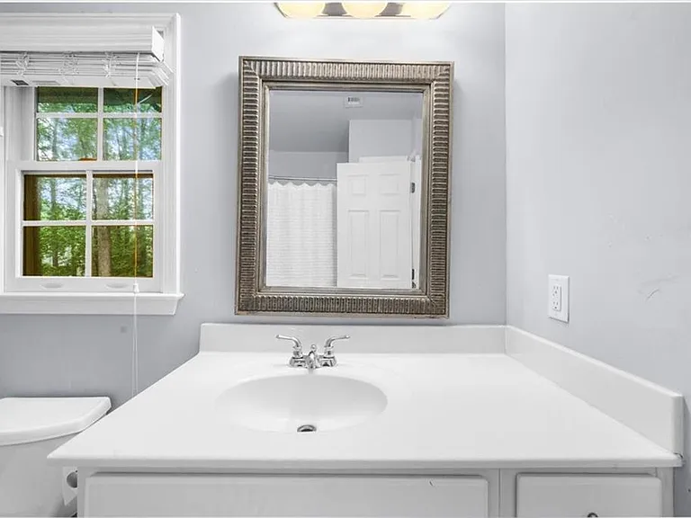 5667 Colton Dr — Photo 34