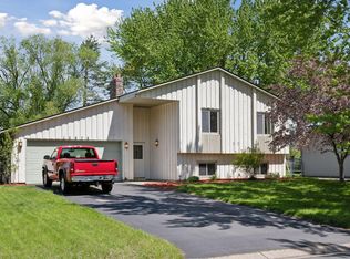 10878 Zopfi Way E, Maple Grove, MN 55369