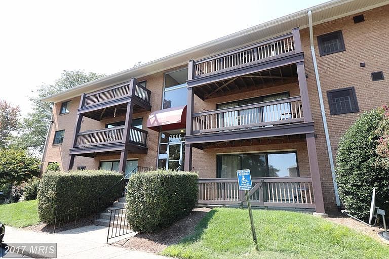 1st image of 7600 Savannah St APT 103