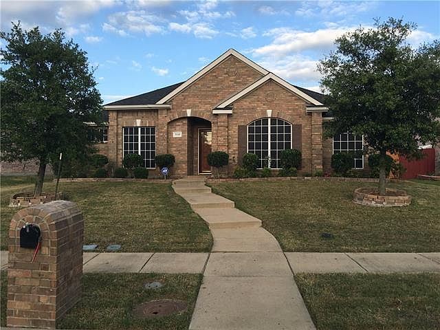 1st image of 3110 Red Oak Dr