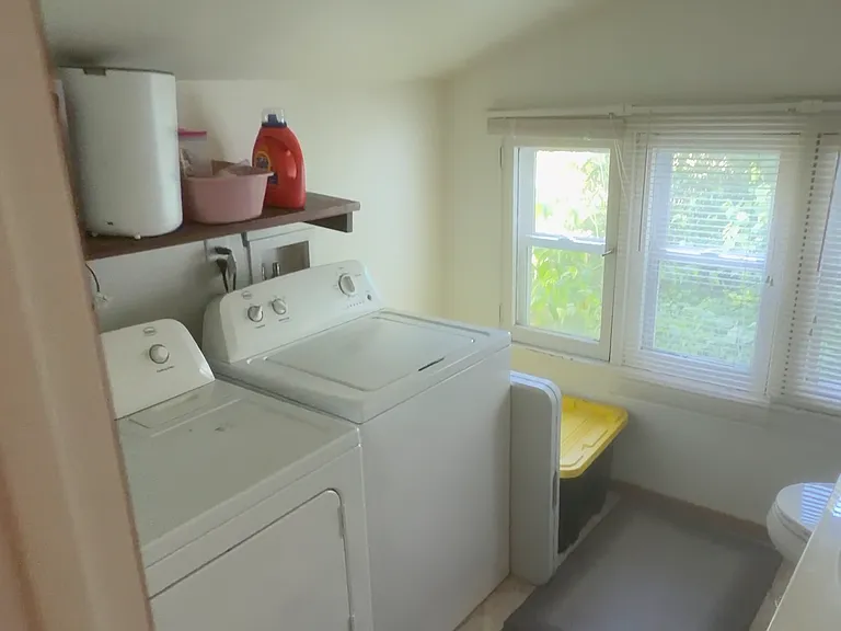 816 California St NW — Photo 11