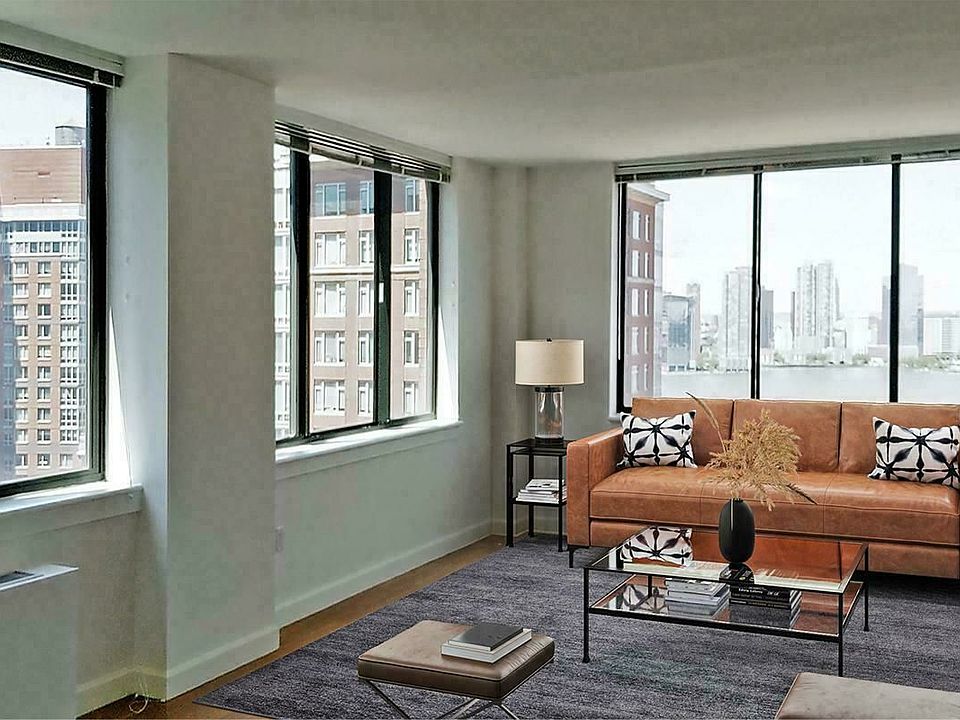 1st image of 450 N End Ave APT 22A