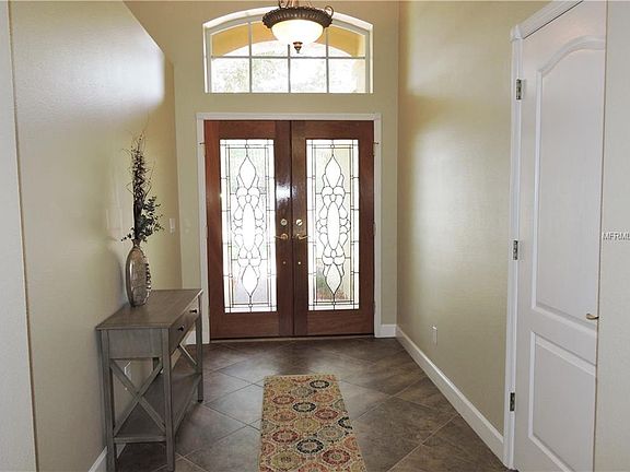 3rd image of 346 Ventura Dr