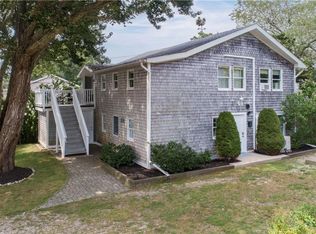 6 Richmond Dr, Westerly, RI 02891