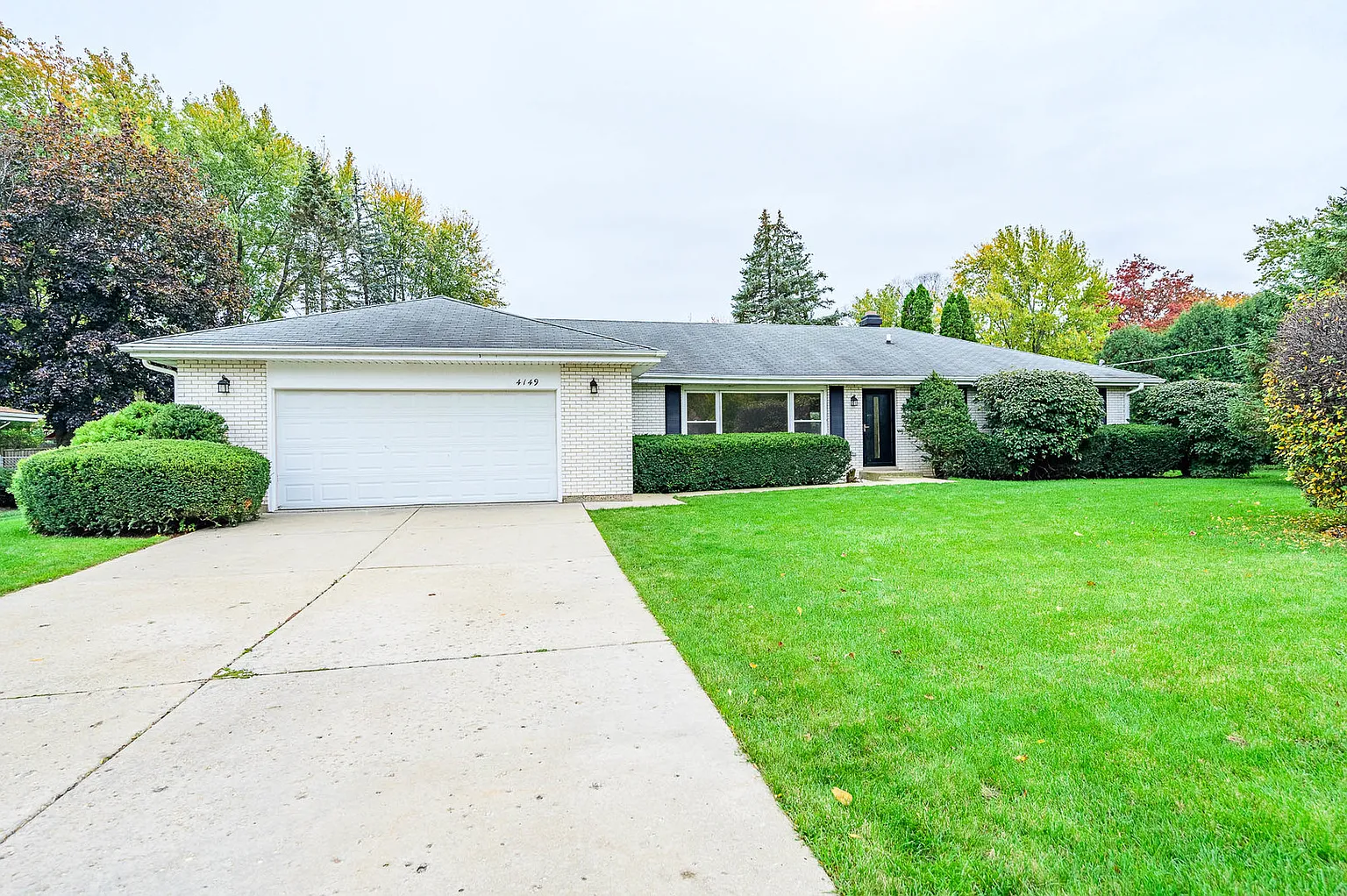 4149 Harper Ave photo 1