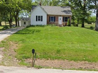 6017 Floraville Rd, Millstadt, IL 62260