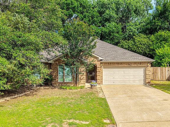 2nd image of 2205 Country Brook Dr