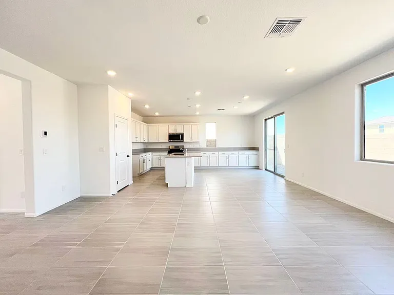 5892 Marigold Sunset Ct — Photo 4