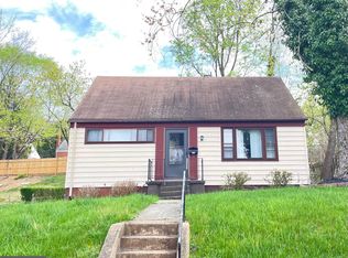 829 Templecliff Rd, Pikesville, MD 21208